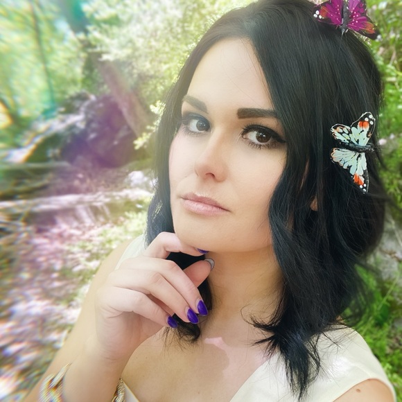 I'm Rachel ❤️❤️ Bookmark my closet - Picture 2 of 8